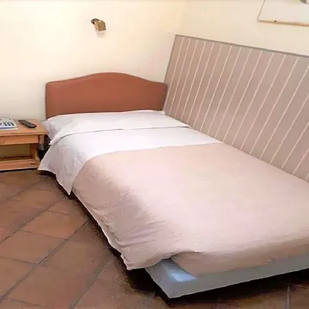 Croce Di Malta Ξενοδοχείο 2*