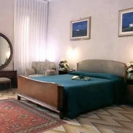 Hotel Croce Di Malta 2*