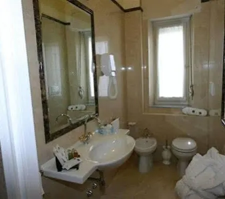 Hotel Croce Di Malta