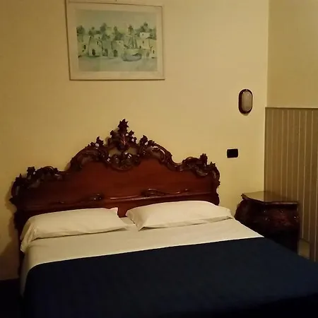 Croce Di Malta Hotel 2*